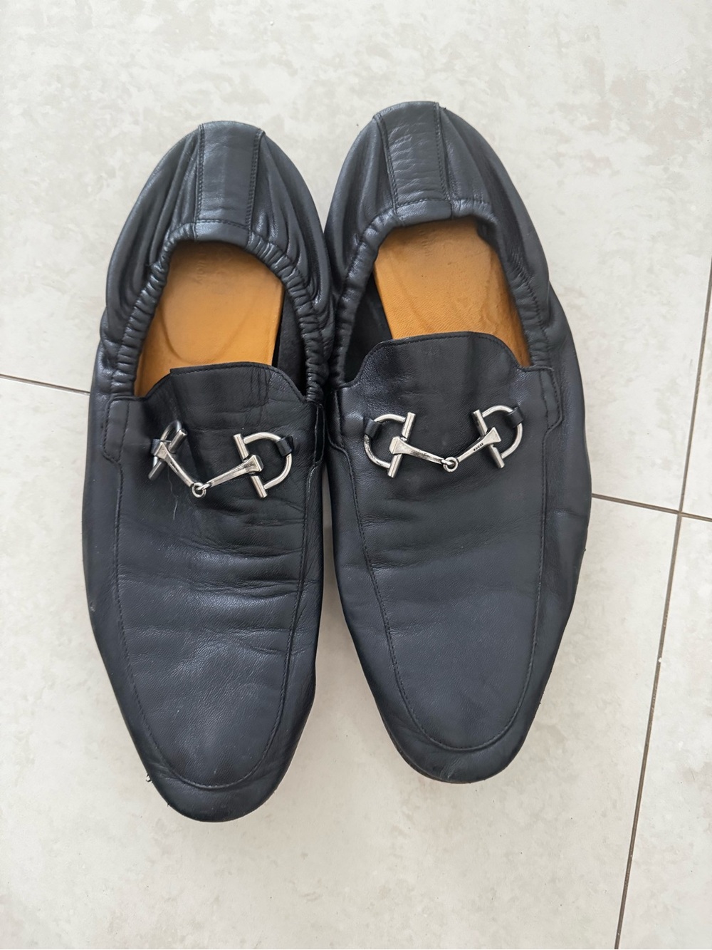 Gucci Black Leather Horsebit Loafers